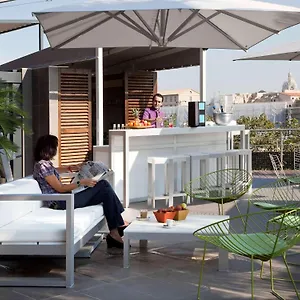 Отель Novotel Vieux Port, Марсель