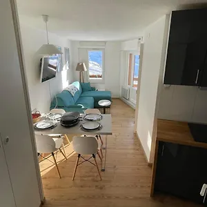 Appartement Les Ménuires - 2 Pièces 4 Pers - Balcon Plein Sud - Aux Pieds France